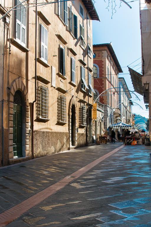 Bonnes Vacances A Pietrasanta Kültér fotó